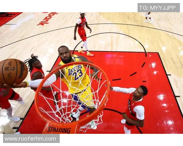 骑士对阵猛龙詹姆斯假摔引发争议球迷热议比赛公正性与裁判判罚标准